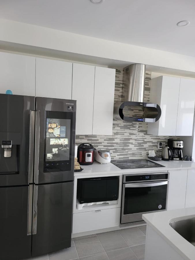 5 Star Home Ottawa Eksteriør bilde