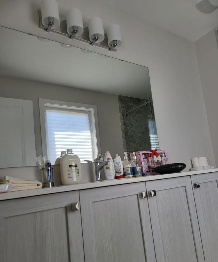 5 Star Home Ottawa Eksteriør bilde