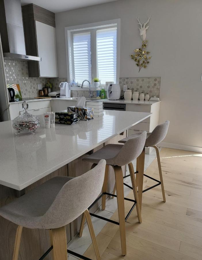 5 Star Home Ottawa Eksteriør bilde